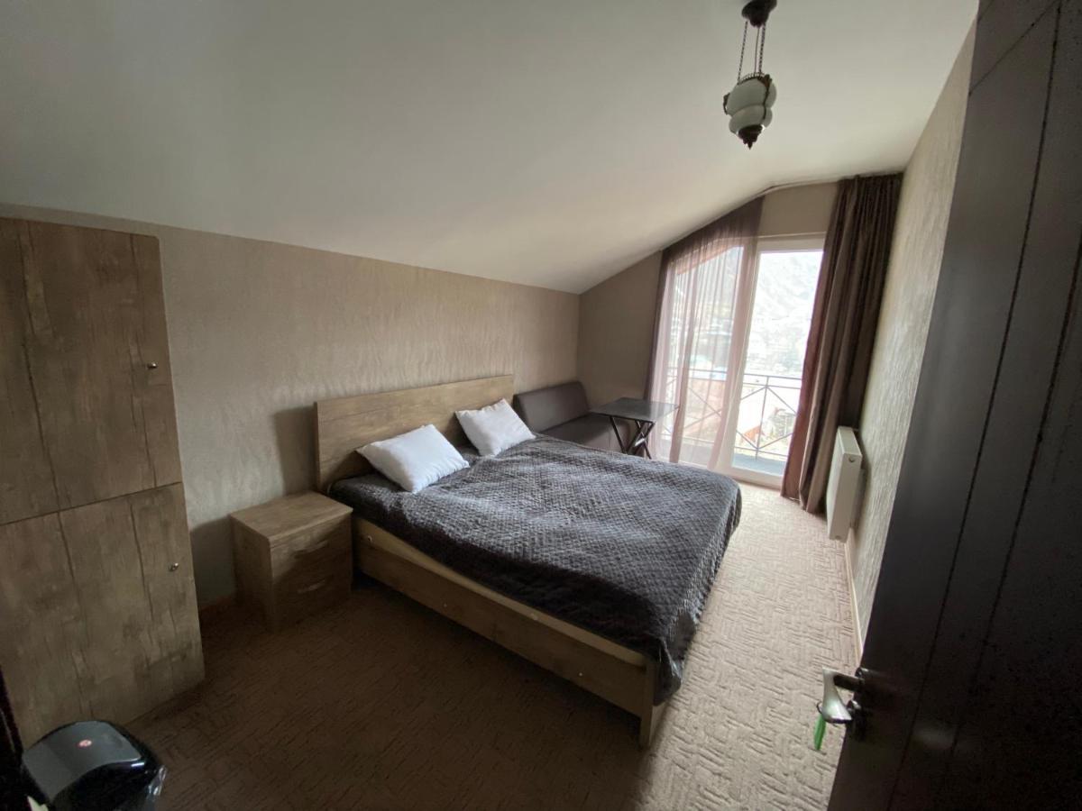 Uptown Boutique Kazbegi Hotel Eksteriør billede