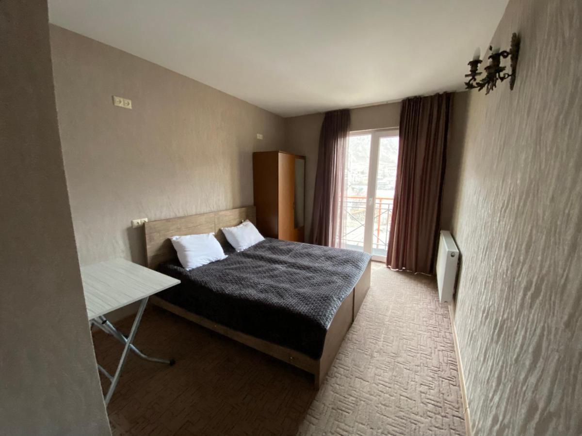 Uptown Boutique Kazbegi Hotel Eksteriør billede