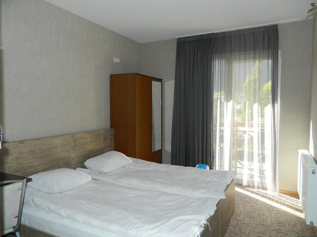 Uptown Boutique Kazbegi Hotel Eksteriør billede