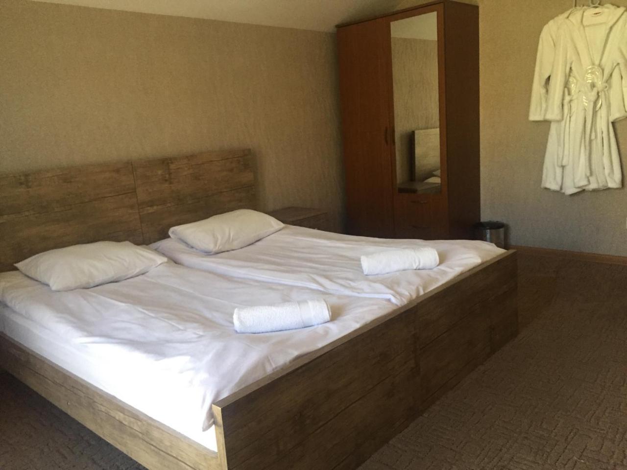 Uptown Boutique Kazbegi Hotel Eksteriør billede